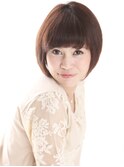 顔周りを包み込む毛先でラブリー度を底上げストレート