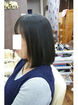 チチカカ(chichikaka) 営業ビフォーアフター、うねりハネる髪に上質縮毛矯正