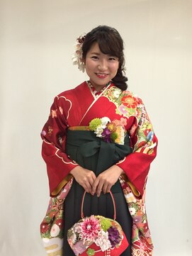 アトリエ ヴィサージュ 五井店(ATELIR VISAGE) 横流しカールスタイル