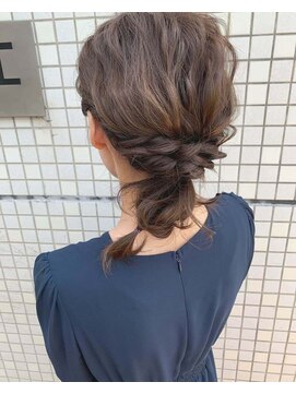 ヘアーデザイン ルシア(Hair Design Lucia) ロングダウンアレンジ