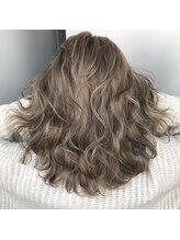 instagram 【@alivehair】 フォロワー10万人☆なぜそんなにフォロワーが多いのですか？[バレイヤージュ]