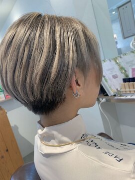 ビーケアーズ リアン(be-cares Lien) ソフト刈り上げショート