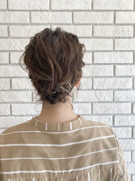 フルミー(fulme.) ショートでも可愛くセットできる！！大人可愛いアップスタイル☆