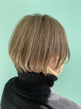 リーホリエ(Lee Horie) ハイトーン×ベージュ◎