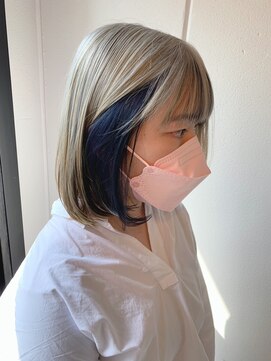 シアン(CYAN) #White#Blue#インナー#ボブ