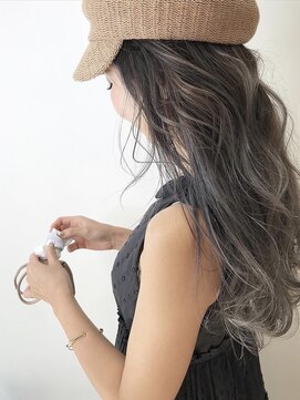 ユイット 本八幡店(Uit) ペールベージュグラデーションカラー［本八幡/ハイライト］