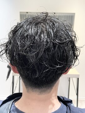 ストフ(stof) クセ毛メンズスタイル。