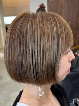 オンカラー(ON.COLOR) 大人ハイライトコントラストベージュボブ