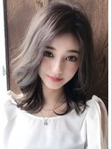 ダブルバング耳かけフォギーベージュレイヤーカット