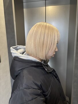 ソル 栄矢場町(SOL) ホワイトブロンド/ブロンド