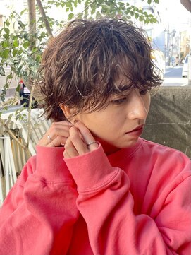 ナループロアボタン(Nalu pu loa BOTAN) タイトショートパーマ