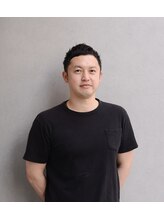 《数多くのお客様から厚い信頼を得るベテラン美容師》トップスタイリスト店長「成合　勝」