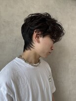 リア(Lia by KENJE)&nbsp;ラフでかっこいいセンターパートウルフ！