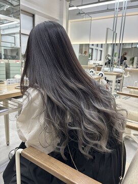 モリオフロムロンドン 大宮店(morio from London) グレージュ×グラデーションカラー (村田)