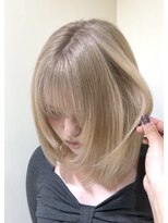 シアン 栄店(CYAN.)&nbsp;栄　矢場町で2bleachで叶う艶のあるWhite beige