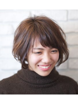 マイロヘアー 大人可愛いショートボブ