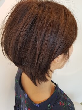 アフティ(afumty) スモーキーカラーショート