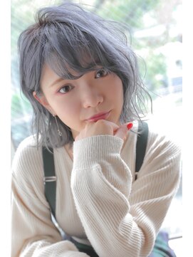 アクティフ(actif) シルバーアッシュボブ