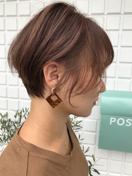 アミトヘアアンドサロン(amito hair&salon) 丸みショート/スモーキーピンク/ダブルバング