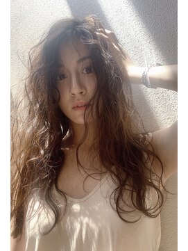 フロート 小阪店(float) いつまでも自分らしさを忘れずに