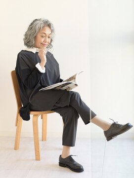 えがお美容室 【えがお美容室】50代60代に人気◎ゆらめくウェーブヘア