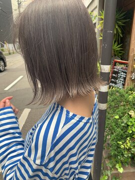 タップ(TAP) TAP(タップ)金沢 切りっぱなしbob×グレージュカラー