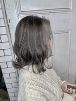 ライズ バイ レボ(RISE by REVO)&nbsp;大人可愛いイメチェンモードヘアダークアッシュフェミニン我孫子