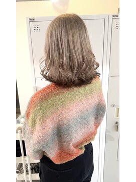 ピヨン 心斎橋(piLLon) エンドカラー