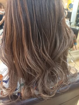 シャンプーボーイ グレージュ