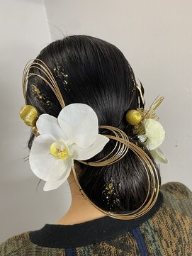 クレア(Crea) 成人式ヘアセット 表参道 金箔 水引