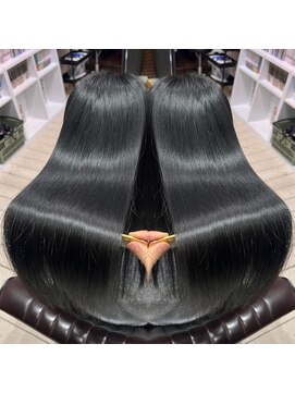 パドトロワ(Pas de trois) 髪質改善トリートメント【グラメント】極上の艶体験