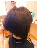 前下がりボブ
