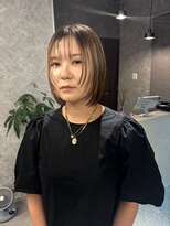 スレイ(SLAY)&nbsp;顔まわりレイヤーボブ×ハイライトカラー