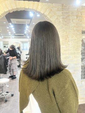 アフィナー 新宿(Afinar) オリーブグレージュ