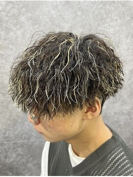 ライズトーキョー 土浦店(RISE TOKYO) ツイストスパイラルパーマ+ハイライト