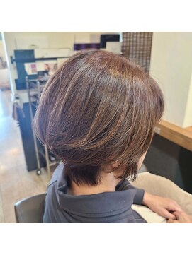 ハール(Haar) きれいめショートボブ