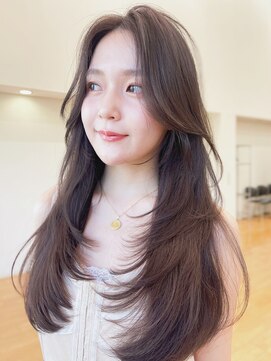 バイオレット 表参道店(Violet) ハッシュカットレイヤーカットバタフライカットカーテンバング