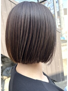 リアン(Lien) 大人女性艶髪ボブ