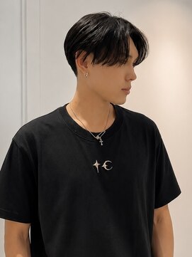 トリッカ 銀座(tricca) 韓国風ショートマッシュ/耳掛けマッシュ/メンズカット