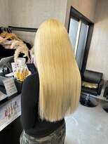 トリコ(ToricO) ハイトーンブロンドカラー ダブルカラー くすみヘアー