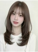 オリーブベージュハッシュカットミディアムレイヤー30代A24川口