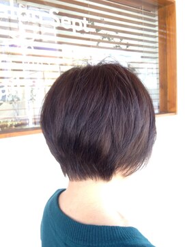 ヘアーサロン セプト(Hair Salon Sept) 前下がりショート