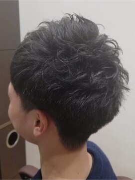 アローナ(Arona) ツーブロックトップパーマスタイル