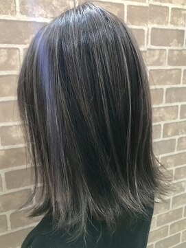 ルノン(LUNON) 『大人可愛い』グレージュ