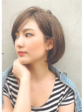 フィーカ(fiica) 大人ボブ