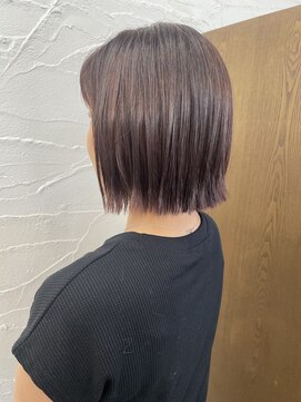 ニュウニュウ(NIU NIU) 切りっぱなしボブ