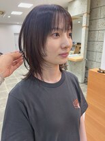 シンス(Since)&nbsp;ミディアムレイヤー／外ハネ ／ウルフヘア 里見美穂