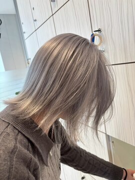 ビス リアン 川口店(Vis lien) 20代30代大人可愛いダブルカラーブリーチハイトーンカラー