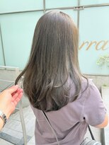 ティエラ 原宿 表参道(Tierra)&nbsp;原宿表参道お手入れ楽チン！ワンカールレイヤーとオリーブカラー