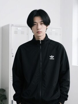 エイチ メンズ(H) スペインカールセンターパートツーブロックフェードカット